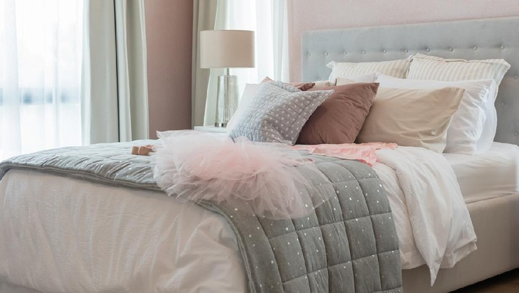 Ilustrasi Kamar Tamu classic bedroom style with set of pillows and ballet shoes on bed, interior design concept