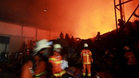 Kebakaran Pabrik Paralon di Tangerang Diduga karena Korsleting