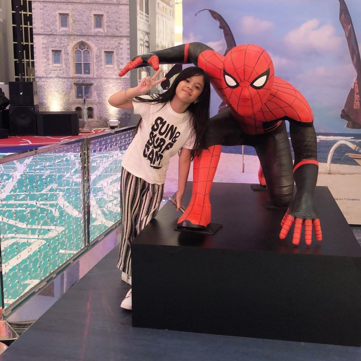 Putri pertama Ahmad Dhani dan Mulan Jameela&comma; Safeaa Ahmad kini telah beranjak remaja&period; Terlihat makin modis dan stylish berikut transformasi nya&excl;