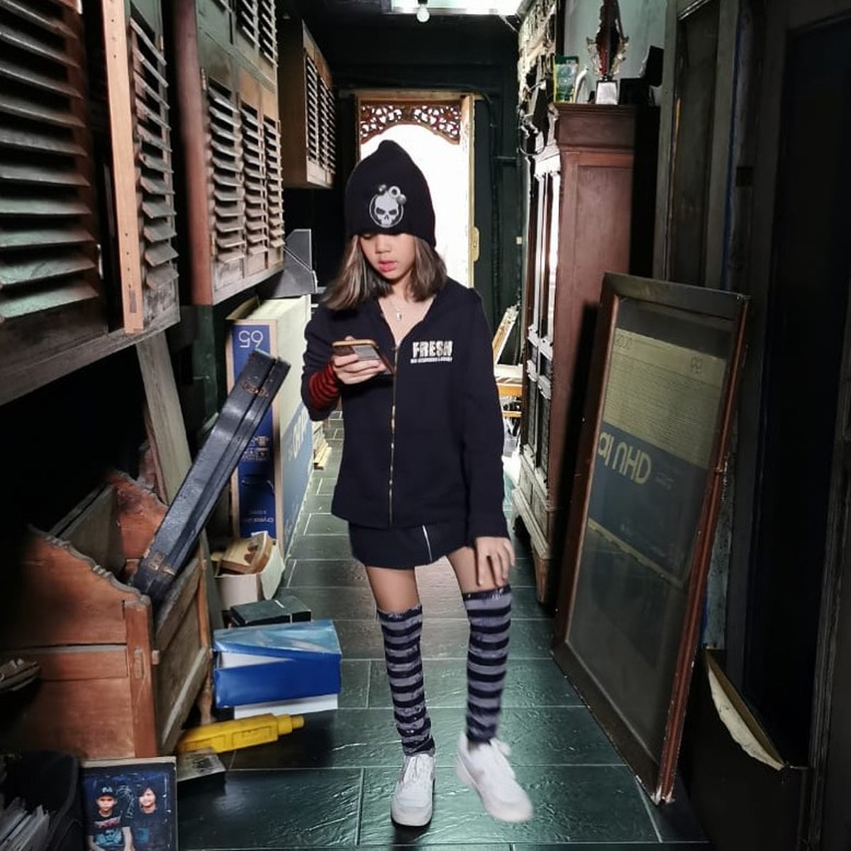 Putri pertama Ahmad Dhani dan Mulan Jameela&comma; Safeaa Ahmad kini telah beranjak remaja&period; Terlihat makin modis dan stylish berikut transformasi nya&excl;