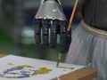 FOTO: Sophia, Sang Robot Seniman Berharga Rp10 Miliar