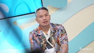 img-title Bagikan Foto Lawas Dirinya, Vicky Prasetyo: Kayak Boy Band Myanmar
