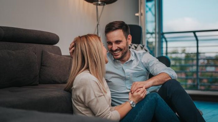 3 Zodiak Ini Dikenal Paling Banyak Bicara, Jadi Pastikan untuk Mendengarkan!