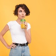 5 Minuman Terbaik untuk Mengatasi Jerawat, Kulit Jadi Bersih dan Glowing!