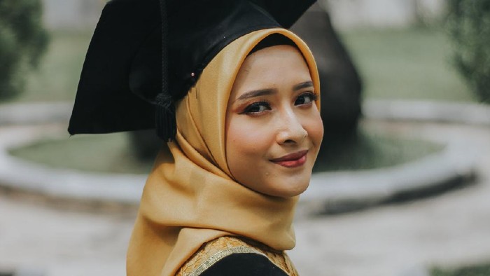 Cara Kilat Kerjakan Skripsi Untuk Kamu yang Ingin Wisuda Cepat