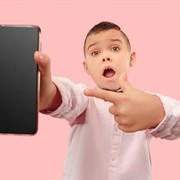 Etika Bermain Media Sosial yang Harus Diajarkan Pada Anak