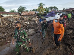 Update Korban Bencana Alam NTT-NTB: 165 Meninggal, 45 Hilang