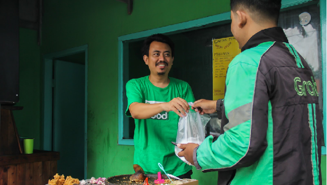 Teknologi digital seperti Grab telah membangun ekosistem yang saling menguatkan di mana pertumbuhan satu unit bisnis mendorong pertumbuhan unit bisnis lainnya.