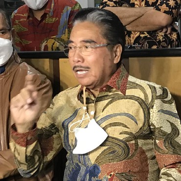 Tuding Balik Desiree Selingkuh, Hotma Sitompul Lempar Bukti Foto