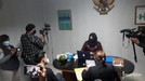 Setelah sidang perdana&comma; hari ini Selasa &lpar;6&sol;4&rpar; Thalita Latief dan Dennis Lyla melaksanakan mediasi&period; Inilah penampakan mediasi Thalita Latief dan Dennis Lyla&excl;