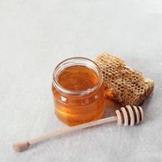 Jangan Memberikan Madu pada Bayi, Ini Bahayanya!