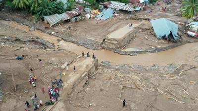 img-title Listrik di Sabu Raijua Masih Padam Usai Banjir Bandang
