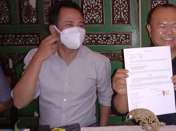 Prof Muradi Siap Tes DNA Bantah Tuduhan Era Setyowati