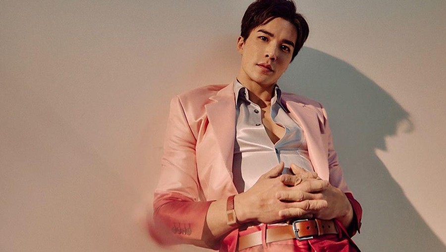 Ludi Lin merupakan aktor pemeran Liu Kang di film terbaru Mortal Kombat &lpar;2021&rpar;&period;