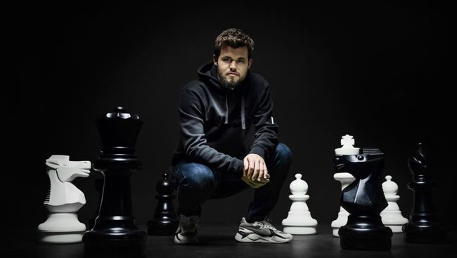 Magnus Carlsen, que faz de cueca?