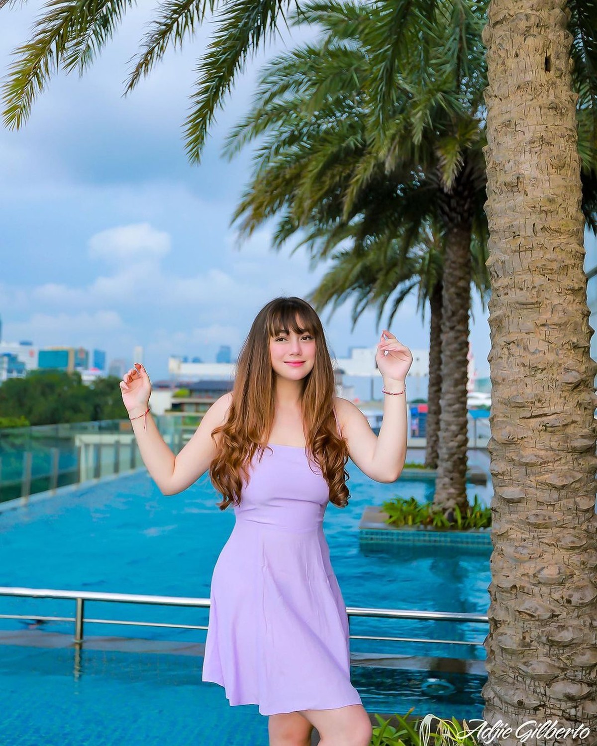 Si cantik Celine Evangelista baru saja merayakan ulang tahunnya yang ke 29&period; Yuk&comma; intip pesona Celine&excl;