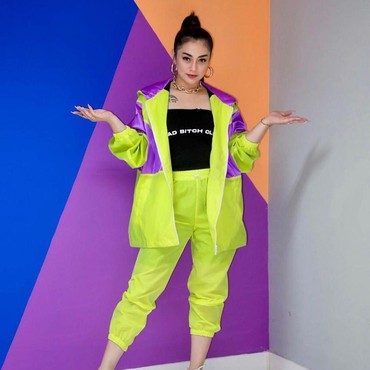 8 Artis & Sutradara Indonesia Keturunan Pahlawan