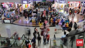 Pasar Tanah Abang Diklaim Ramai Usai Vaksinasi Covid-19