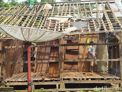 Akhirnya, Rumah Reot Milik Siti Pelajar Asal Pandeglang Diperbaiki
