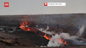 VIDEO: Lava Gunung Menyembur, Ratusan Pendaki Dievakuasi