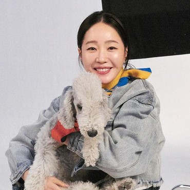 Aktris Uhm Ji Won Umumkan Sudah Bercerai dari Suami