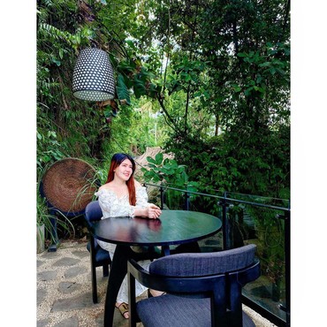 Pakai Baju dengan Bagian Perut Terbuka, Via Vallen Diceramahi Netizen