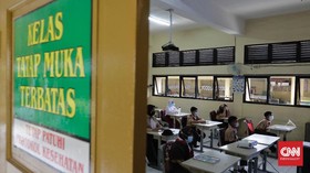 FOTO: Uji Coba Belajar Tatap Muka di Sekolah
