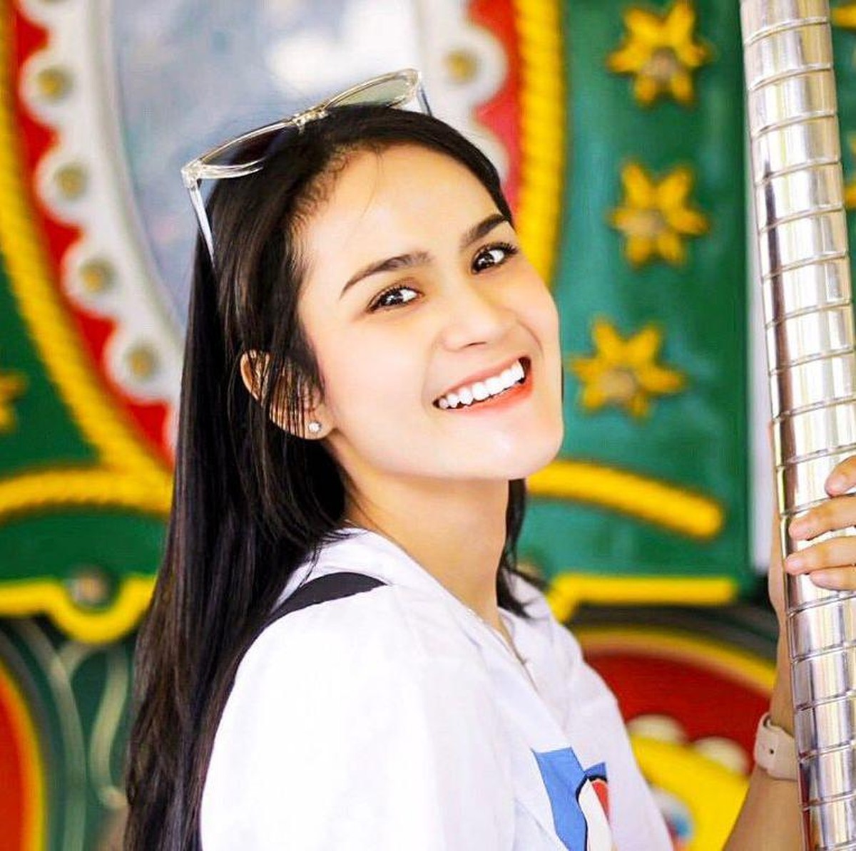 Usai tampil di ajang Miss Eco International 2021&comma; Intan Wisni menjadi bahan perbincangan&period; Berikut potret Intan Wisni&excl;