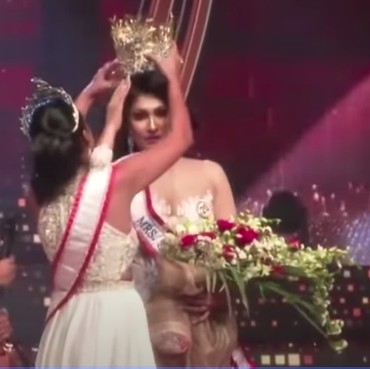 Alami Cedera Saat Mahkota Dicopot Paksa, Mrs Sri Lanka Ambil Tindakan Hukum