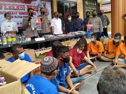Prostitusi Online Berkedok Salon di Blitar Digerebek