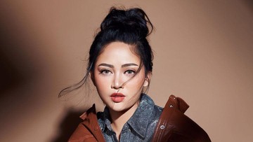 RACHEL VENNYA TURUN KE JALAN BERIKAN BANTUAN