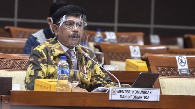 Menkominfo Ingin Paket Bali DEWG G20 Dorong Pemulihan Ekonomi Menkominfo Johnny Plate berharap paket Bali yang dibahas dalam DEWG G20 2022 akan mempercepat pemulihan ekonomi.