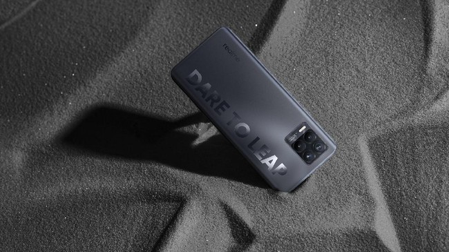 Harga Realme 8 dan Realme 8 Pro yang diluncurkan di Indonesia untuk bermain di segmen smartphone di bawah Rp5 juta.