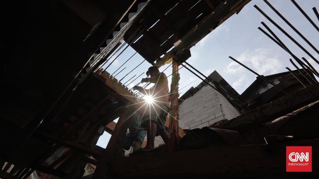 Pembangunan rumah jabatan Bupati Penajam Paser Utara, Kaltim telah menghabiskan anggaran sekitar Rp34 miliar, namun pekerjaan belum juga rampung.