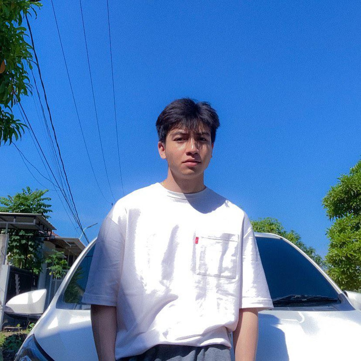 Jeffry Reksa menjalin hubungan asmara dengan Putri Delina&period; Berikut sosok kekasih Putri Delina yang beda keyakinan dengannya tersebut&excl;