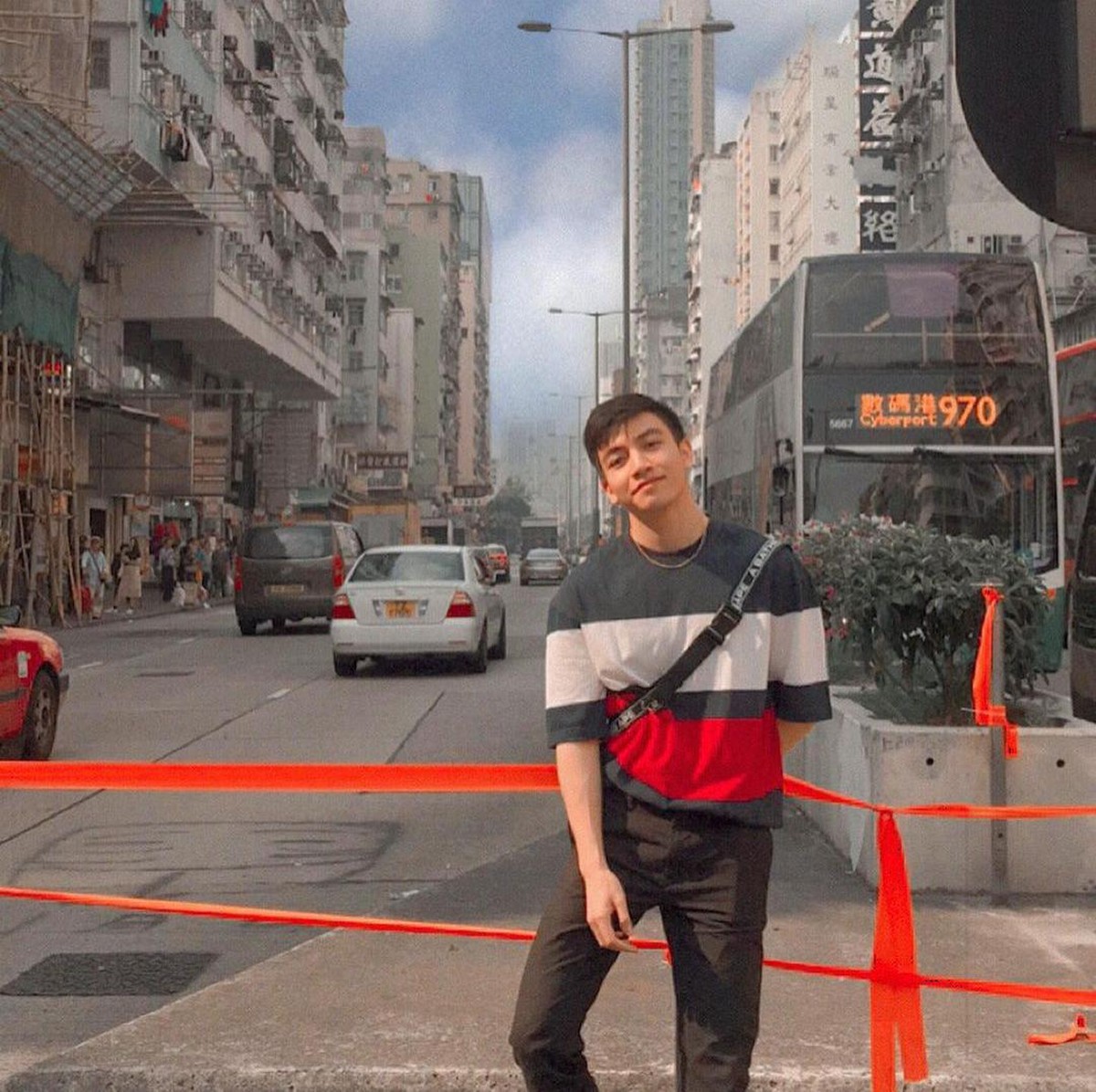 Jeffry Reksa menjalin hubungan asmara dengan Putri Delina&period; Berikut sosok kekasih Putri Delina yang beda keyakinan dengannya tersebut&excl;