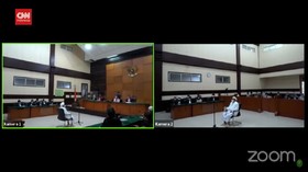 VIDEO: Hakim Tolak Eksepsi Rizieq Kasus Tes Usap Palsu