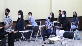 VIDEO: Bawa Surat Hasil Swab Antigen Untuk Kuliah Tatap Muka