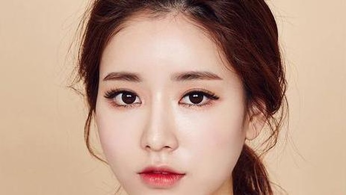 6 Tips Make Up Tetap Fresh Saat Puasa