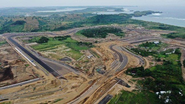 Komnas HAM tahun lalu tercatat menerima 15 aduan warga yang digusur lahannya oleh pengembang sirkuit MotoGP Mandalika.