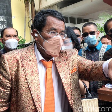 Hotman Paris Dilaporkan Hotma Sitompul ke Peradi, Kenapa?