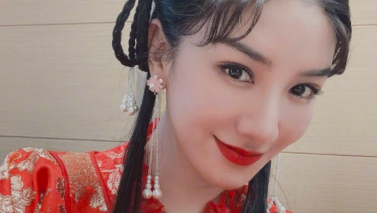 Huang Yi