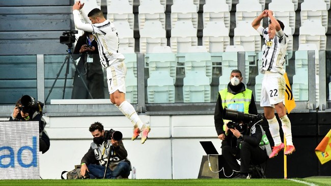 Juventus dan Inter Milan sama-sama meraih kemenangan di pekan ke-30 Liga Italia Serie A.