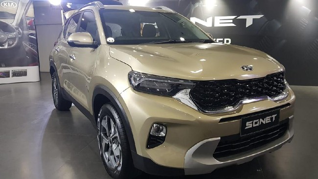 Kia Sonet 7 penumpang untuk pertama kalinya diluncurkan di Indonesia, peluncuran ini juga menandai debut dunia.