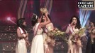 Insiden mahkota Miss Sri Lanka Pushpika De Silva dicopot paksa menghebohkan publik&period; Berikut adalah momen detik-detik mahkota nya dicopot paksa&excl;
