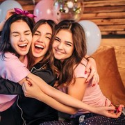 6 Zodiak yang Dikenal Suka Bersikap Manis Karena Kebaikan Hatinya, Kamu Termasuk?