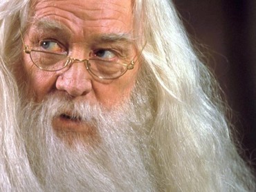 Michael Gambon Pemeran Albus Dumbledore di Harry Potter Meninggal Dunia