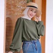 Steal The Look! 5 Inspirasi Outfit Hijab Warna Hijau Army, Tampil Classy dan Modis