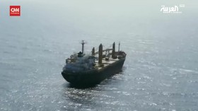 VIDEO: Kapal Pasukan Iran Diserang di Laut Merah