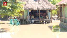 VIDEO: Korban Banjir NTT Dapat Uang Sewa Rumah Rp500 Ribu
